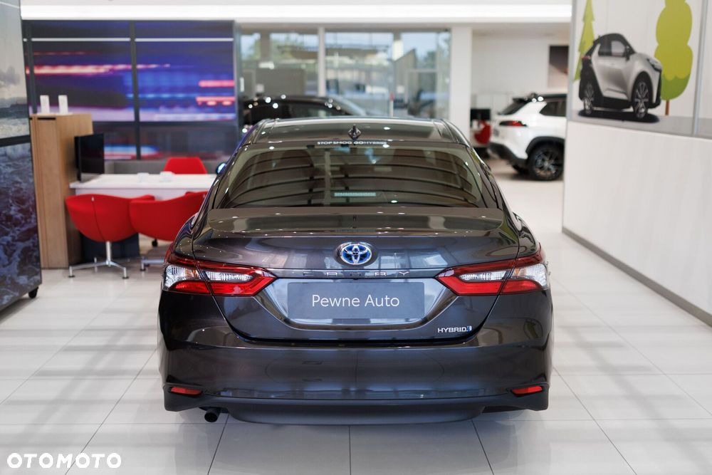 Toyota Camry 2.5 Hybrid Comfort CVT - 5