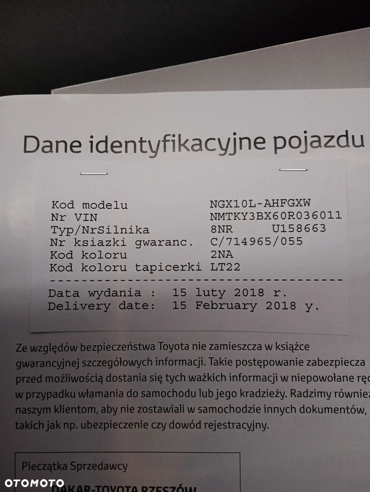 Toyota C-HR 1.2 T Dynamic - 11