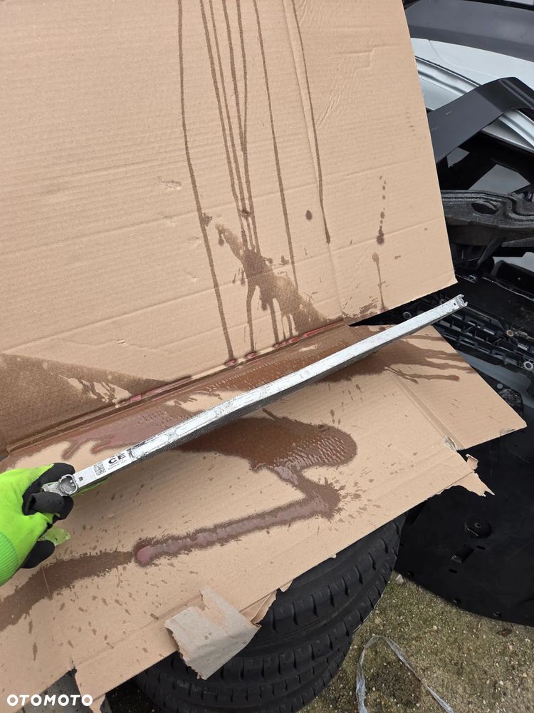 Chłodnica Hyundai Ioniq 5 Ioniq 6 Genesis GV60 97661-KL000 97661KL000 - 3