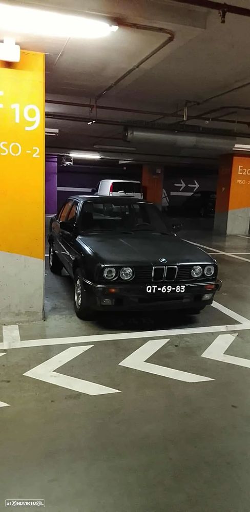 BMW 316 i Edition - 1