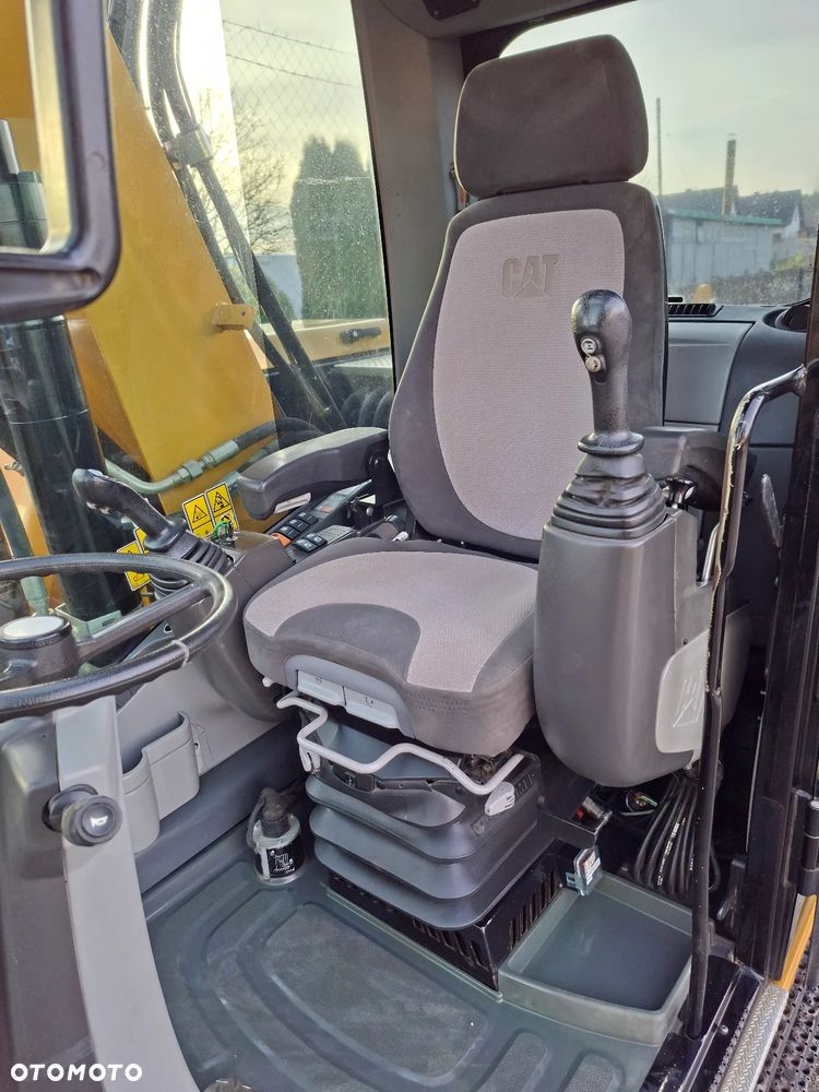 Caterpillar CAT M 313 D - 33