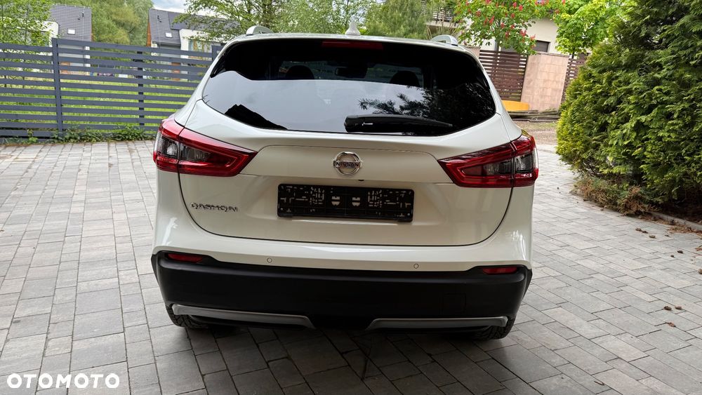 Nissan Qashqai 1.6 DIG-T Tekna - 11