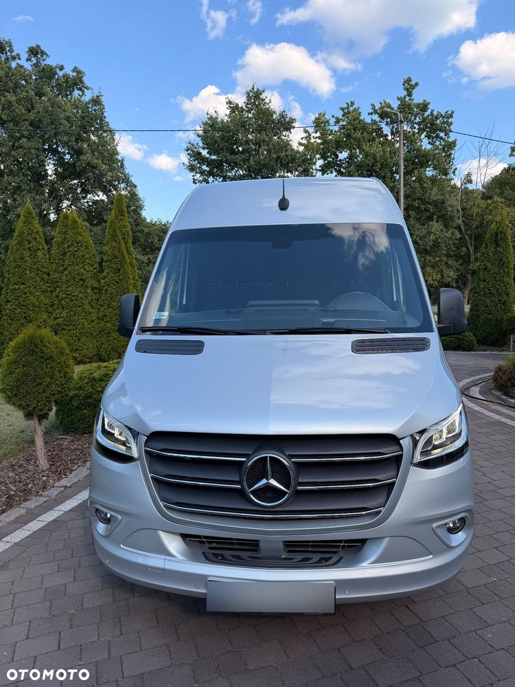 Mercedes-Benz Sprinter - 6