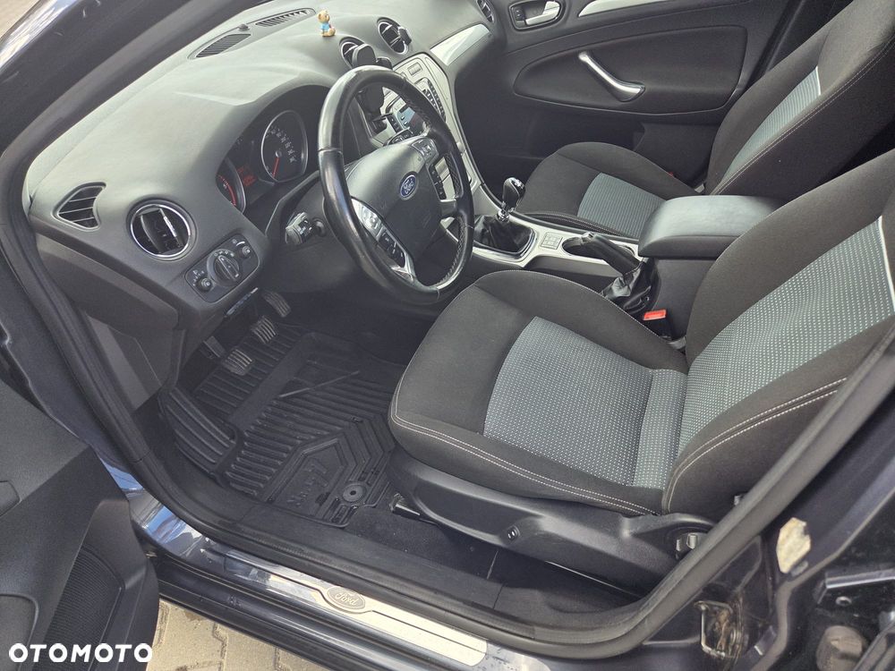 Ford Mondeo 2.0 TDCi Ambiente - 7
