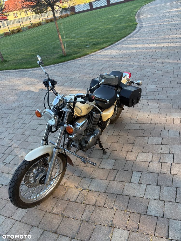 Yamaha XV - 9