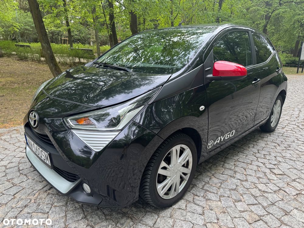 Toyota Aygo x-clusiv - 1