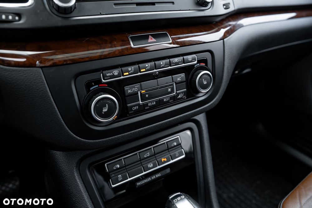 Volkswagen Sharan 2.0 TSI DSG Highline - 32