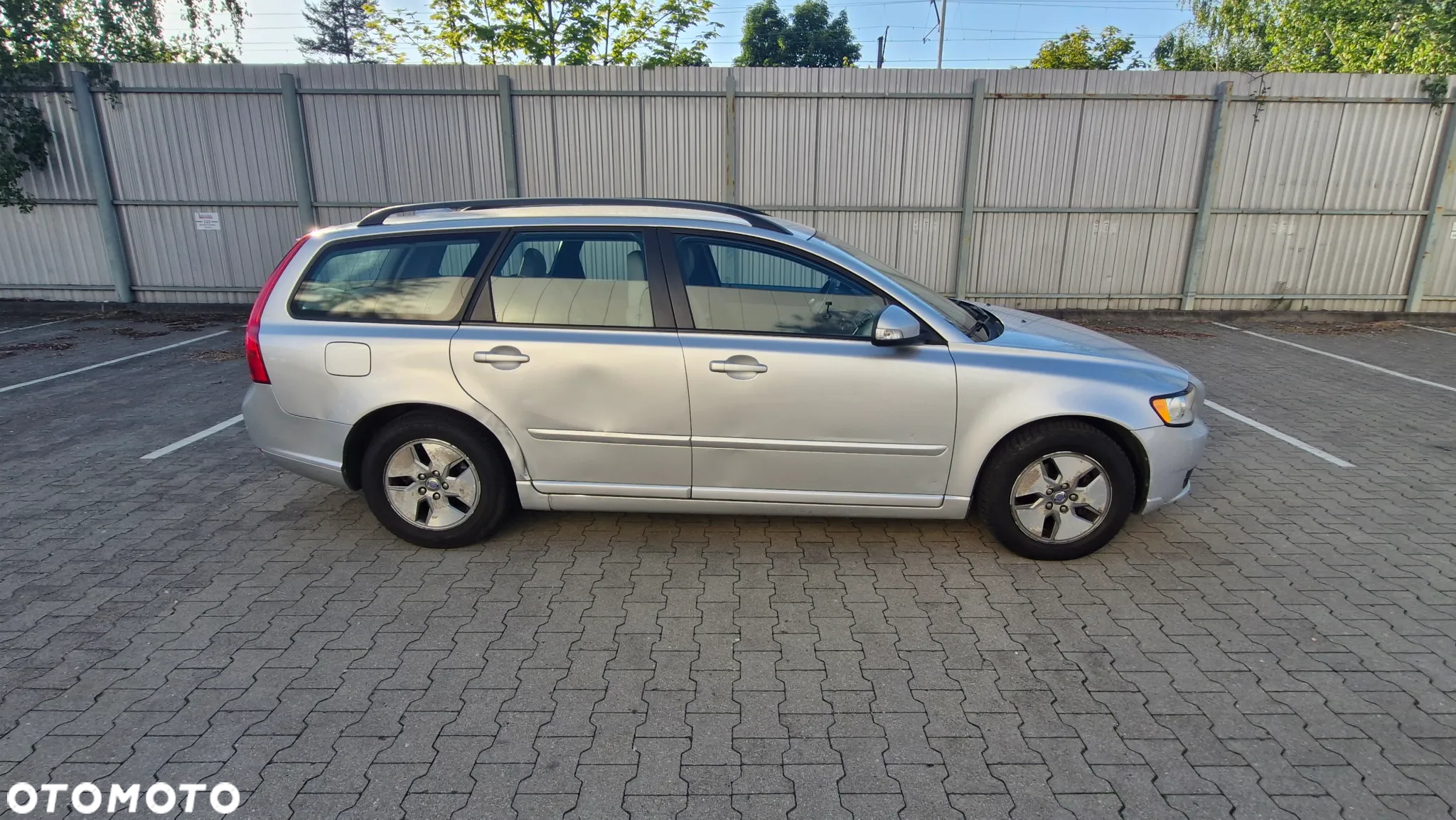 Volvo V50 1.6D DPF DRIVe Momentum - 8