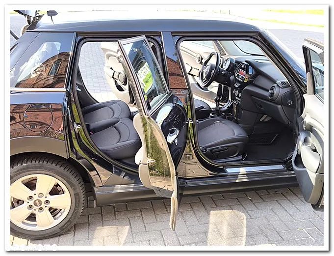 MINI ONE Standard - 17