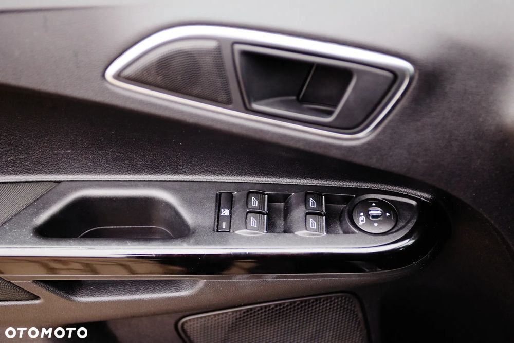 Ford B-MAX 1.6 TDCi Titanium - 19