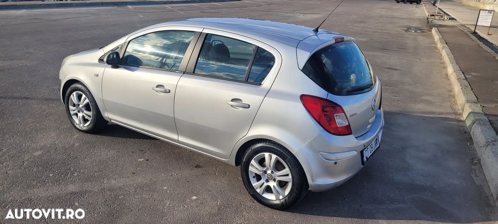 Opel Corsa 1.4 Enjoy - 2