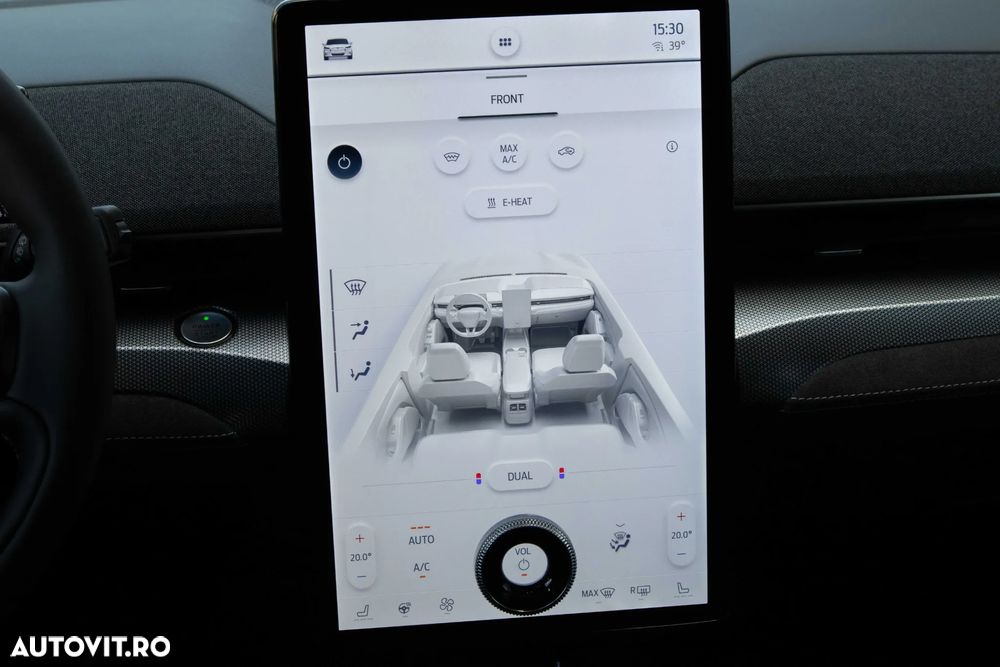 Ford Mustang Mach-E - 23