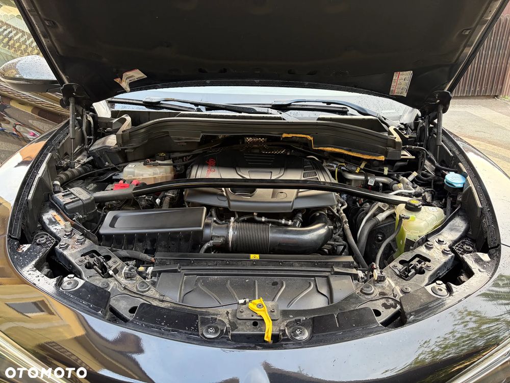 Alfa Romeo Stelvio 2.0 Turbo 16V AT8-Q4 Ti - 12