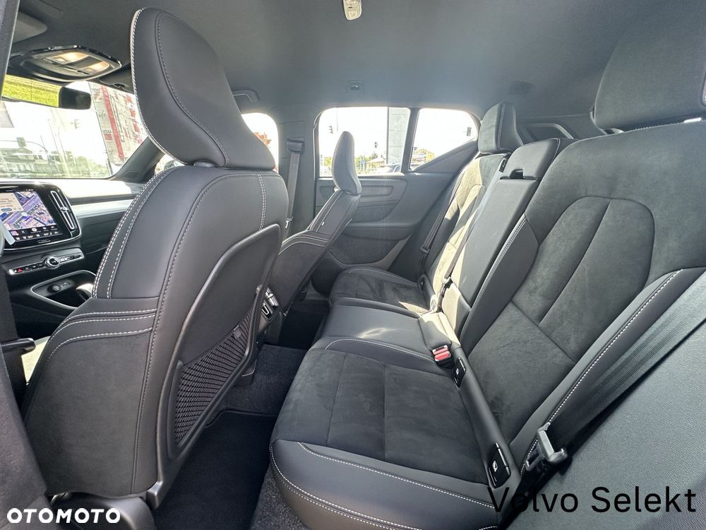 Volvo XC 40 - 30