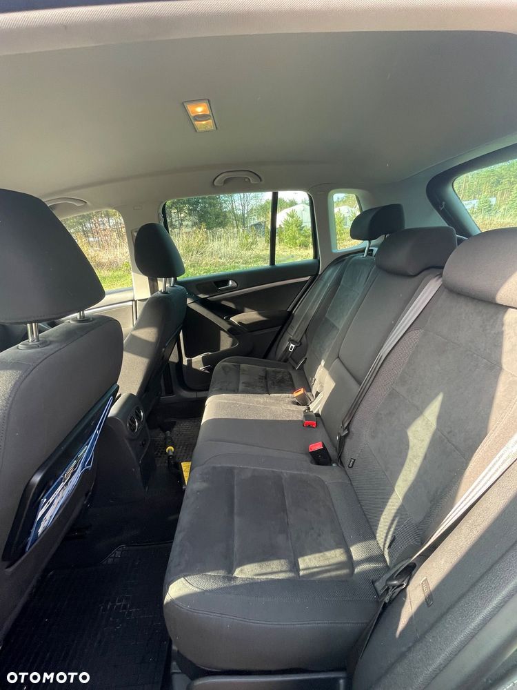 Volkswagen Tiguan - 27