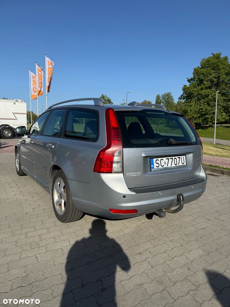 Volvo V50 D2 Momentum Start-Stop - 16