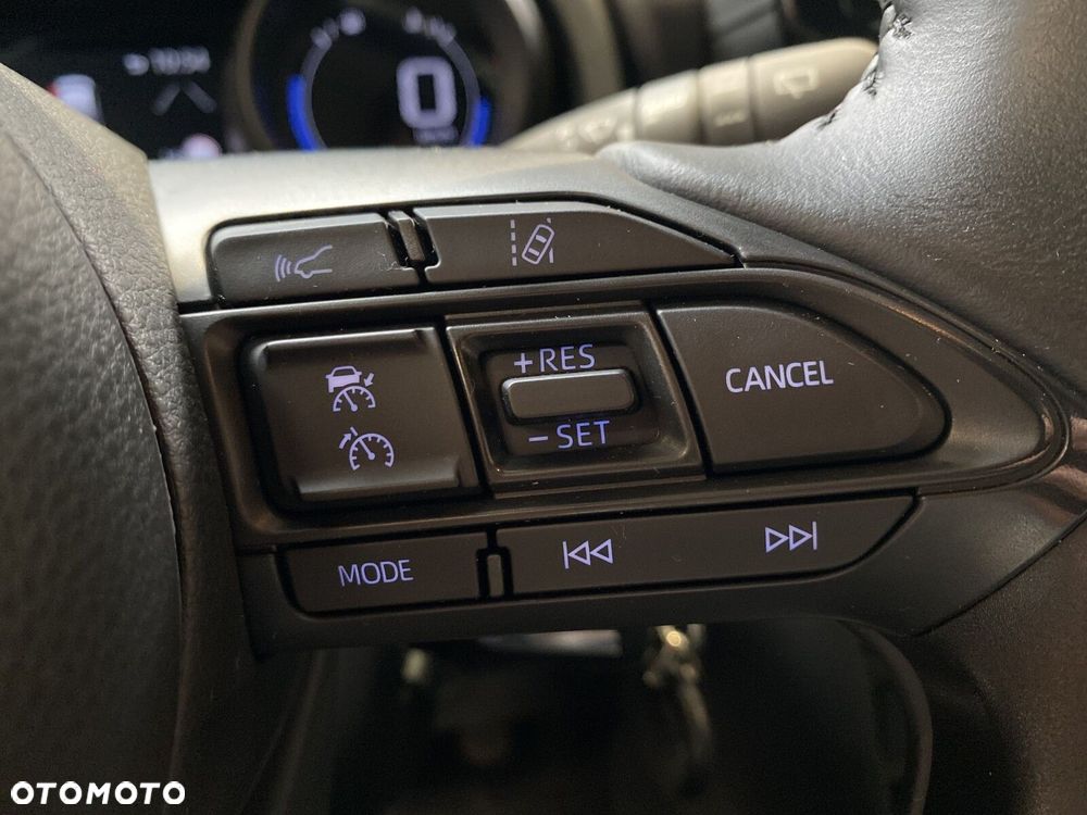 Toyota Yaris Cross - 21