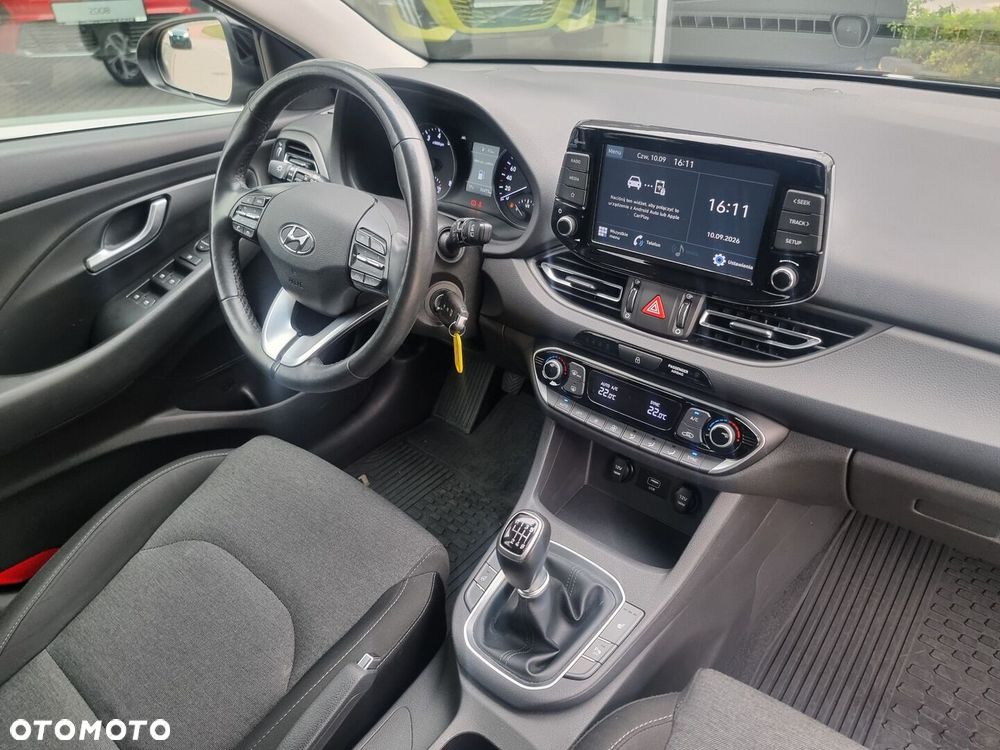 Hyundai i30 1.5 DPI Smart - 17
