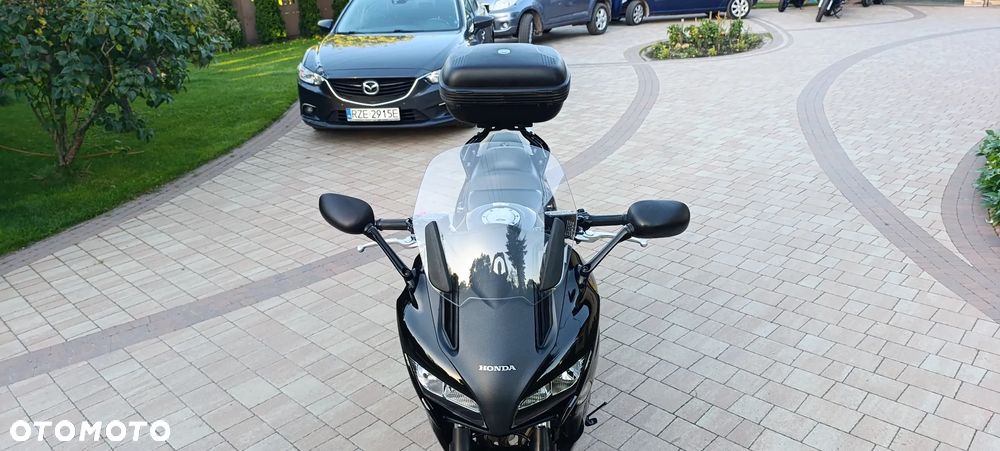 Honda CBF - 9