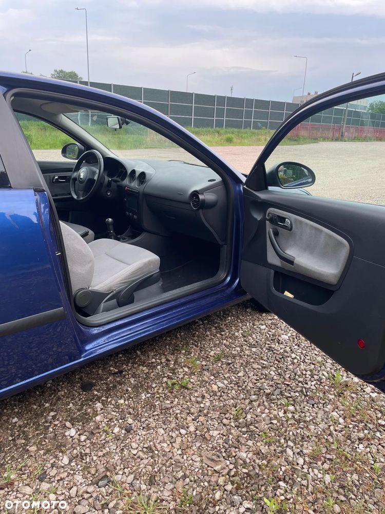 Seat Ibiza 1.4 16V Reference - 14
