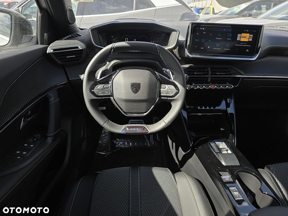 Peugeot 2008 PureTech mHEV GT e-DCS6 - 12