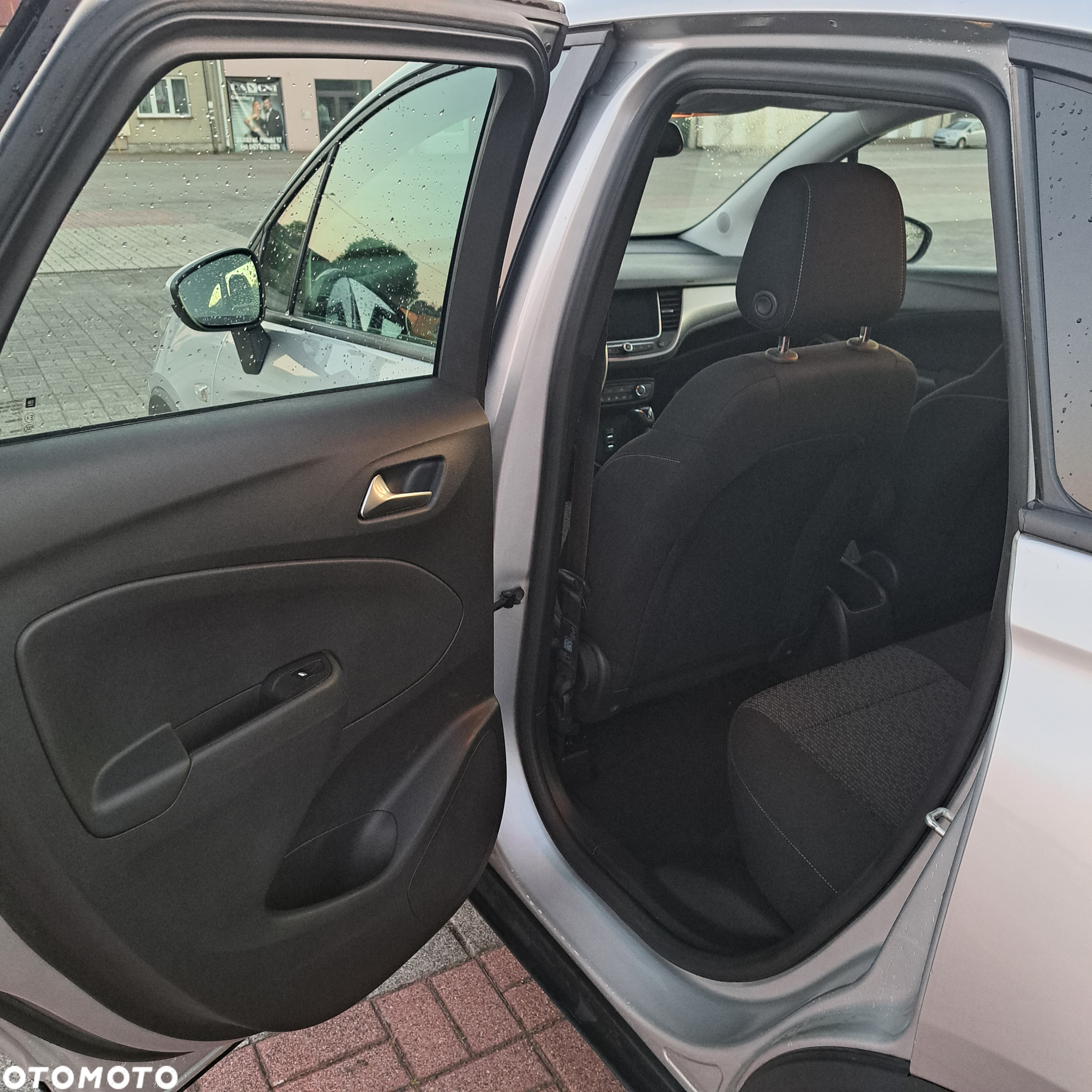 Opel Crossland X - 19