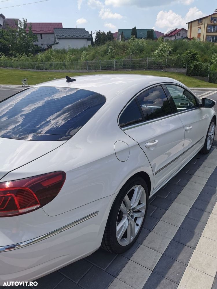 Volkswagen Passat CC - 8