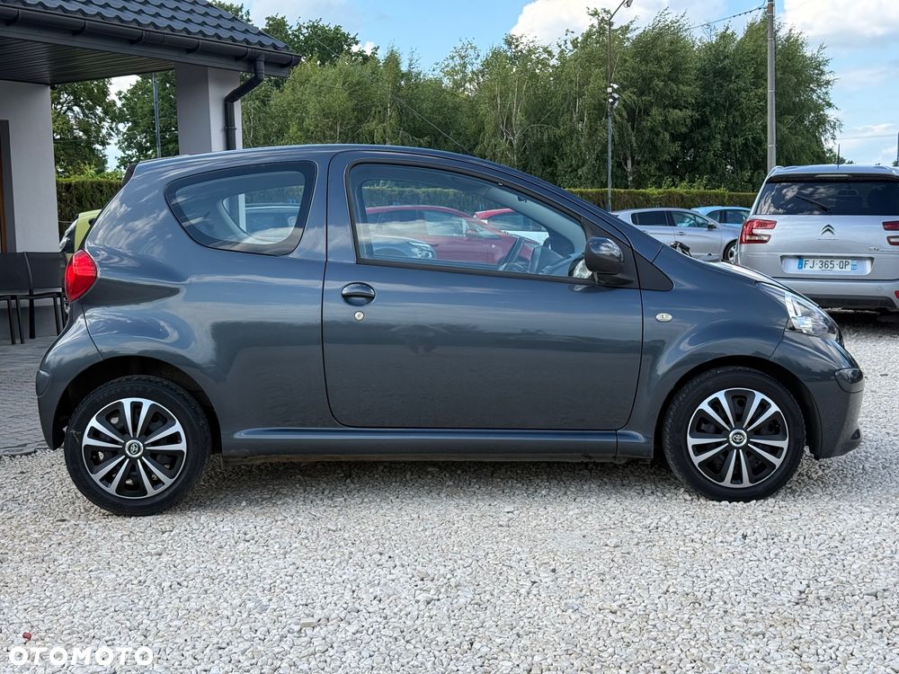 Toyota Aygo 1.0 VVT-i Black - 12