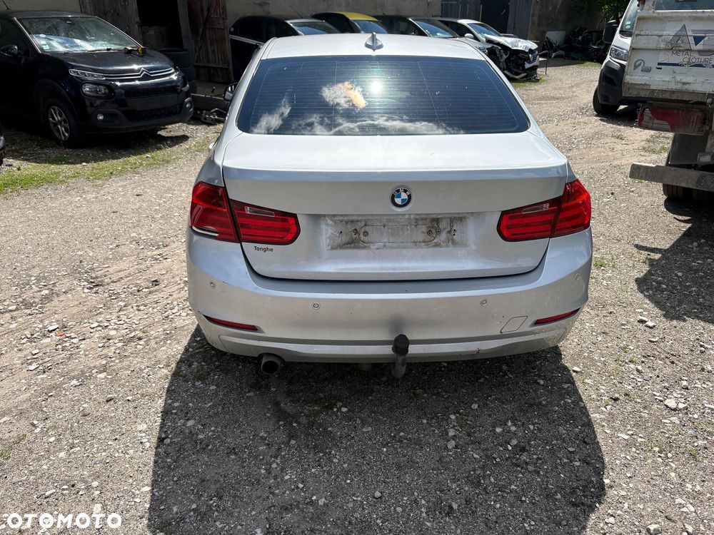BMW Seria 3 318d Luxury Line - 5