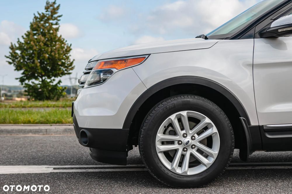 Ford Explorer - 5