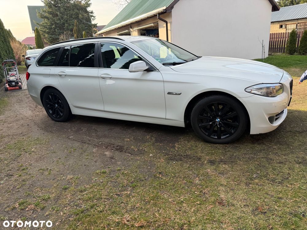 BMW Seria 5 530d xDrive Luxury Line - 12