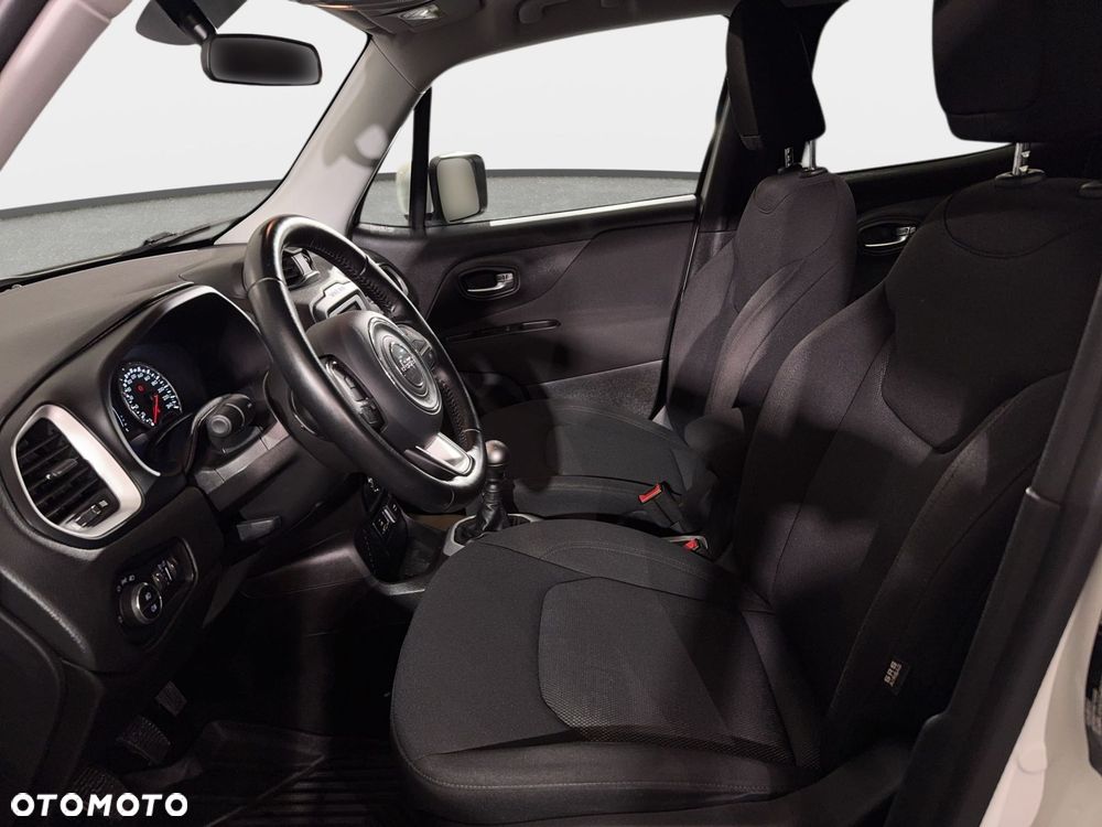 Jeep Renegade - 11