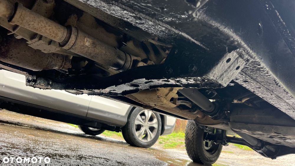 Toyota Hilux 2.5 D-4D DLX + - 15