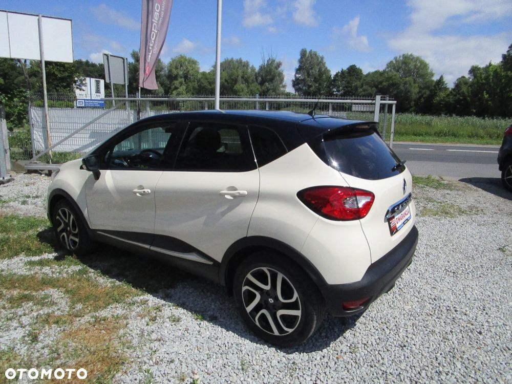 Renault Captur 1.2 TCe Helly Hansen EDC - 18