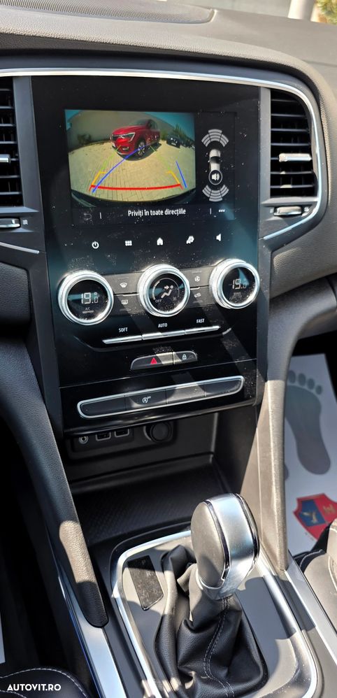 Renault Megane TCe 140 EDC GPF Techno - 39