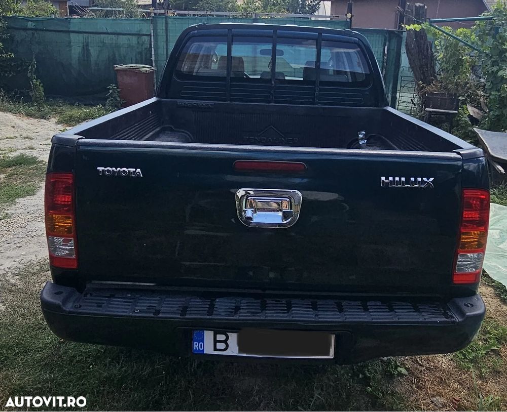 Toyota HILUX - 8