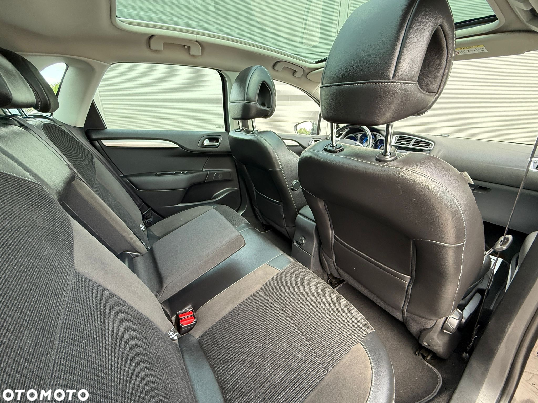 Citroën C4 PureTech e-THP 130 Exclusive - 7