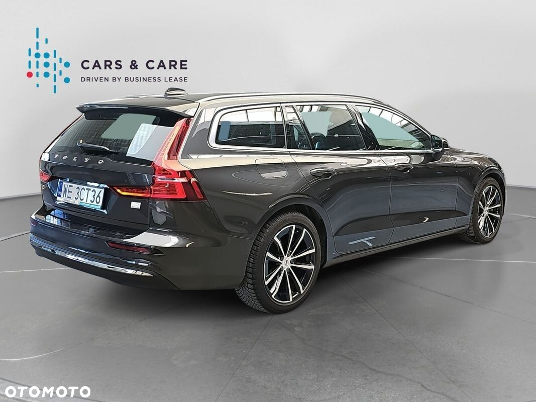 Volvo V60 T6 AWD Plug-In Hybrid Ultra Dark - 10