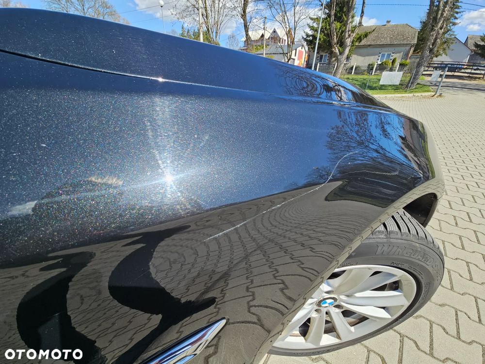 BMW Seria 5 520d - 28
