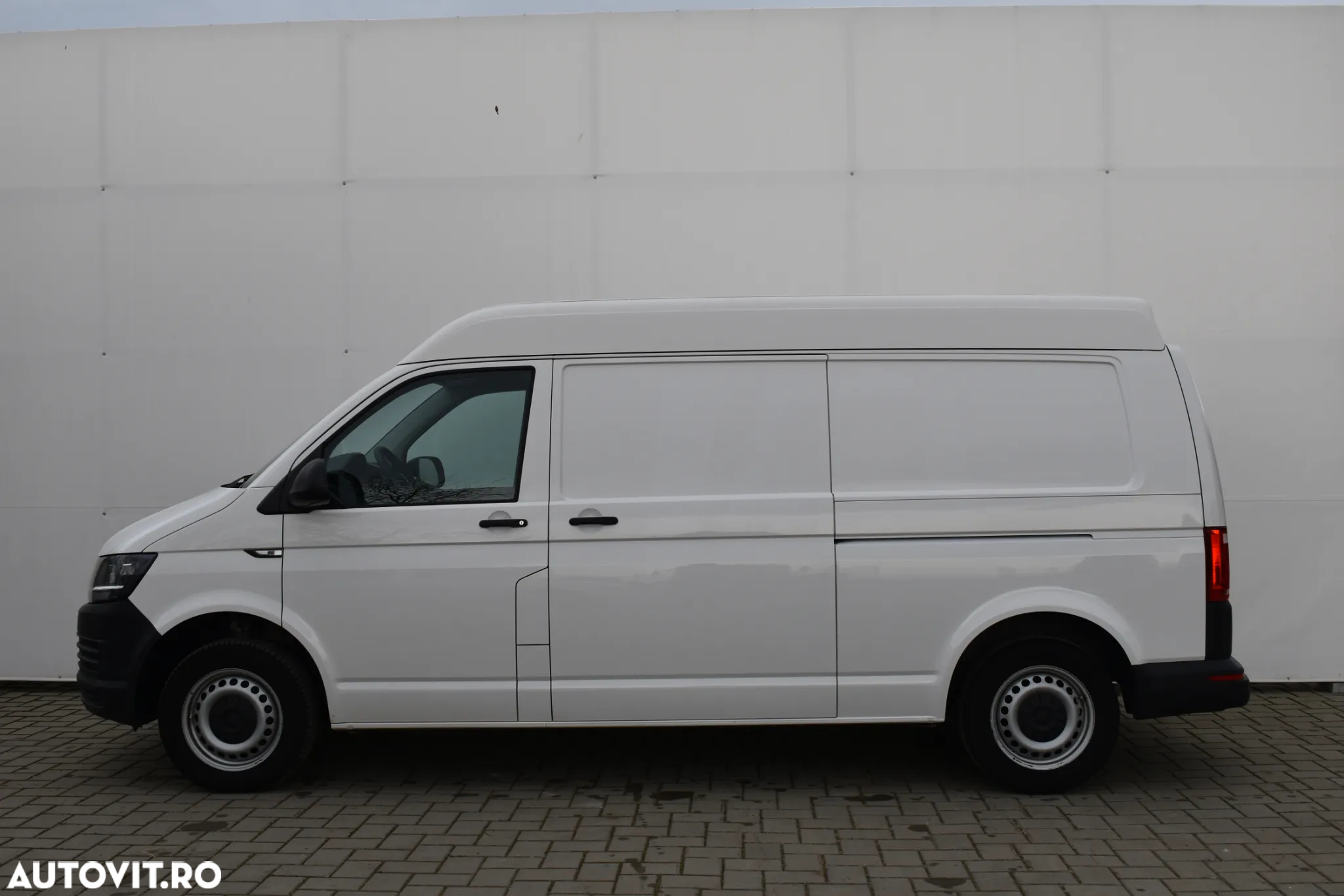 Volkswagen Transporter T6 Lang - 5