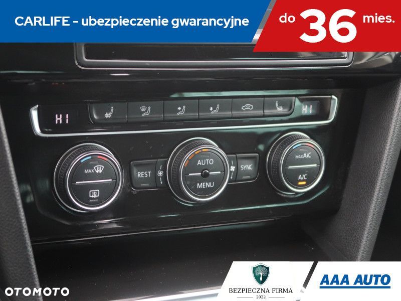 Volkswagen Passat - 18