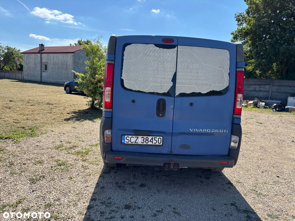 Opel Vivaro - 8