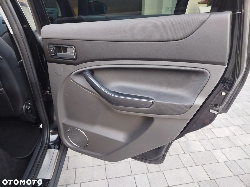 Ford Kuga 2.0 TDCi 4x4 Titanium - 13