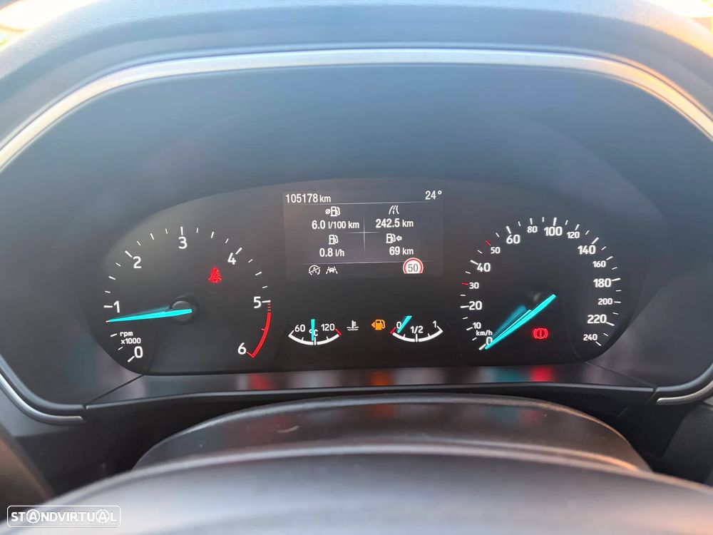 Ford Focus SW 1.5 TDCi EcoBlue Connected - 25
