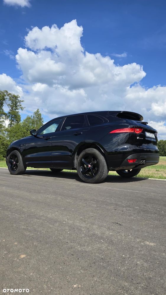 Jaguar F-Pace 2.0 i4D AWD R-Sport - 2