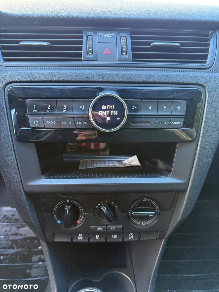 Skoda RAPID 1.0 TSI Ambition - 12