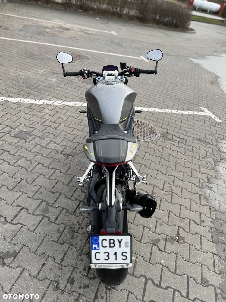 Triumph Speed Triple - 8