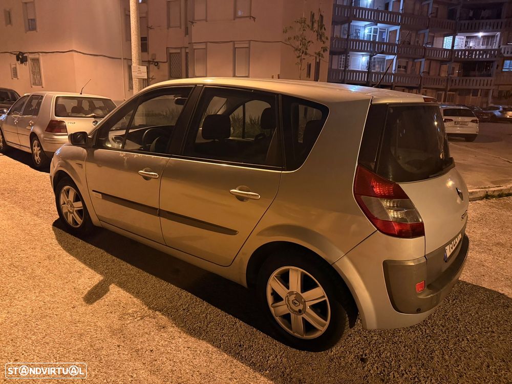 Renault Scénic 1.5 dCi Confort Authentique - 6