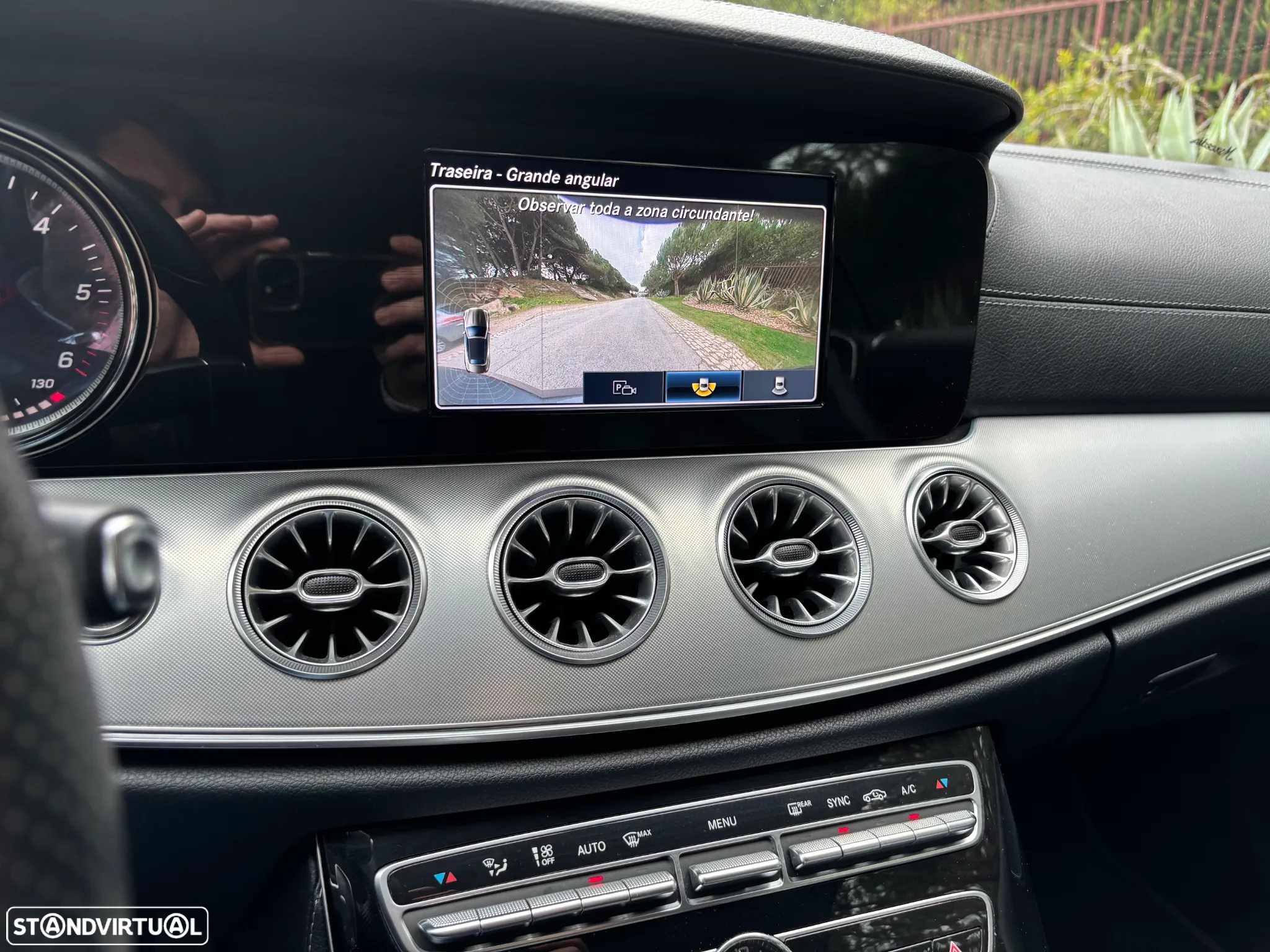 Mercedes-Benz E 220 d Aut. - 26