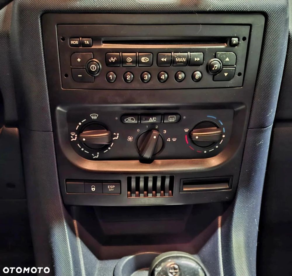 Peugeot 1007 1.6 Trendy 2-Tronic - 7